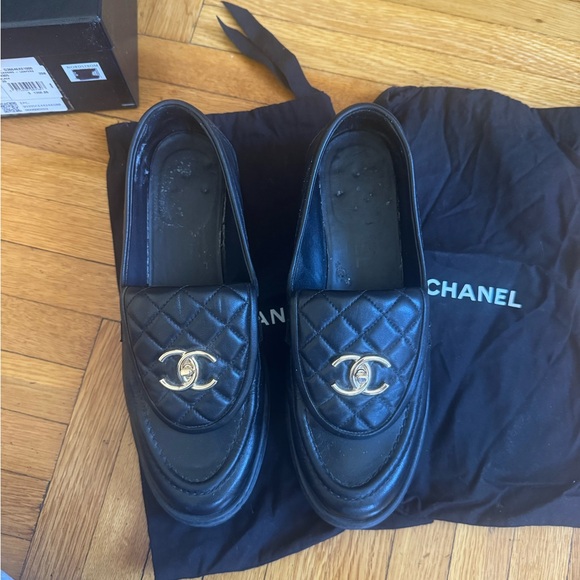 Authentic Chanel Black Tab Quilted Loafers size 39 - Picture 4 of 8